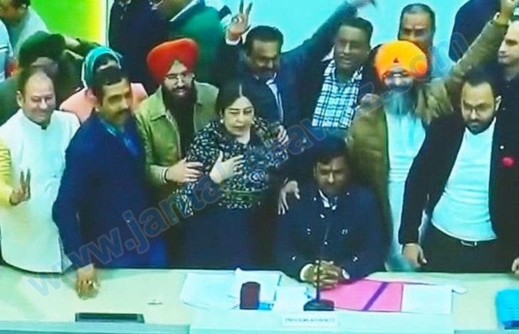 Delhi MCD Mayor Elections: क्या Delhi Mayor चुनाव मे BJP आप के साथ chandigarh mayor चुनाव वाला दांव खेलेगी ? 1 Chandigarh Mayor Election